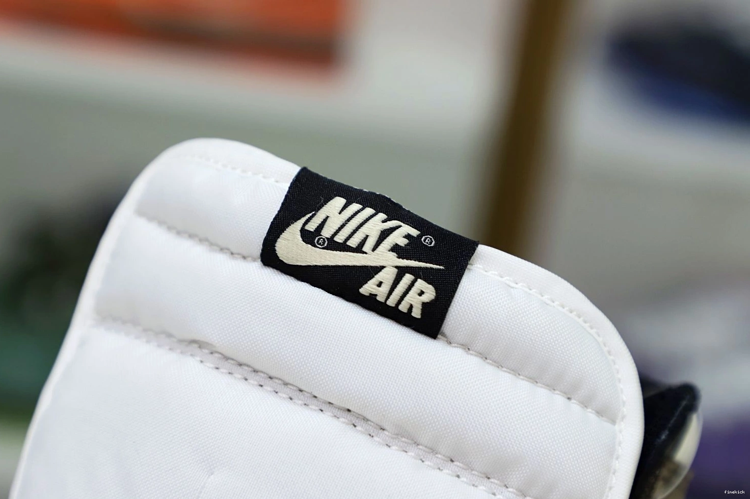 MOCHA' AIR 1 JORDAN OG HIGH RETRO 'DARK 0814